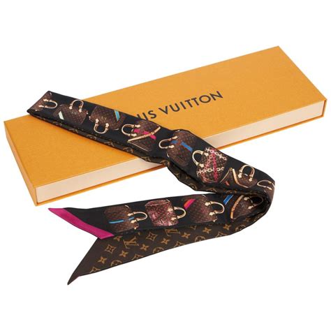 louis vuitton 100 wool scarf|Louis Vuitton twilly scarf.